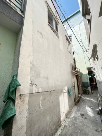 Nhà góc 2 tầng cách đường âu dương lân 1 căn nhà p3q8. giá: 7466308