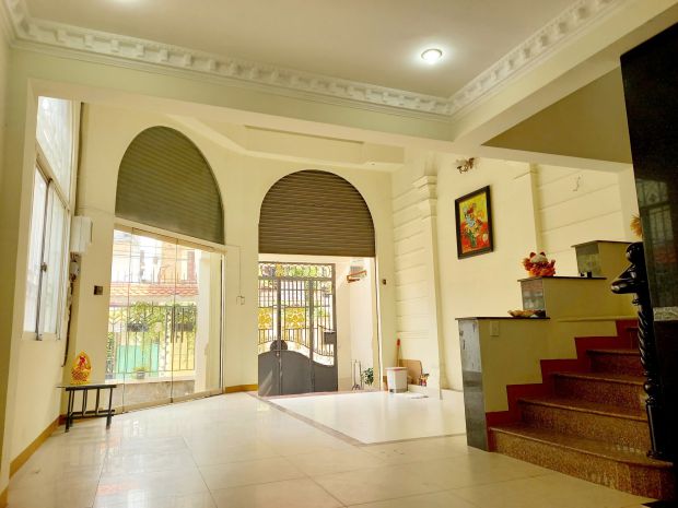 Cho thuê mặt bằng 2 mt phan bội châu, 120m2, 28tr, tl 7466973