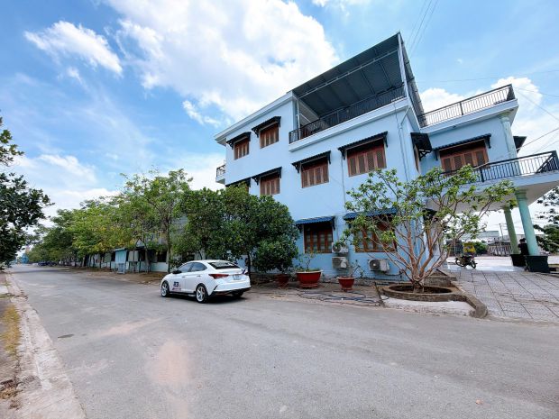 Xt104 cho thuê toàn bộ khu đất gồm nhiều nhà xưởng lớn, thu 7467822