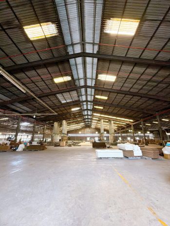 Xt104 cho thuê toàn bộ khu đất gồm nhiều nhà xưởng lớn, thu 7467825