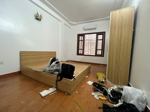 Nhà cầu giấy -sát mặt ngõ ôtô-sổ vuông-nở hậu-thoáng trước s 7468071