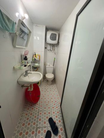 Đầu ngõ cầu giấy-gẫn bãi ôtô-4 tầng-full nội thất-dân trí ca 7468085