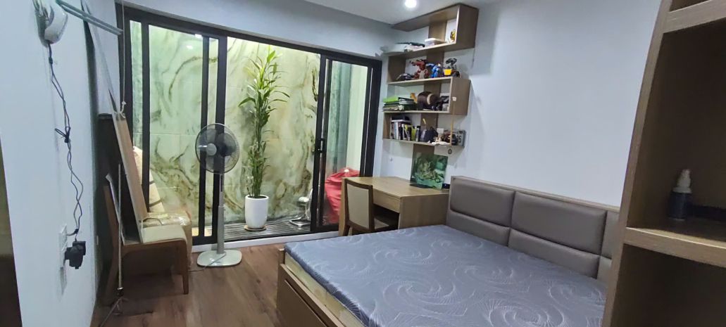 Nhà cầu giấy-nội thất đẹp -ngõ nông-ban công thoáng -tiện íc 7468095