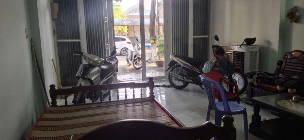 Mặt tiền cầm bá thước, đường 7.5m, chợ nguyễn tri phương, 7469530