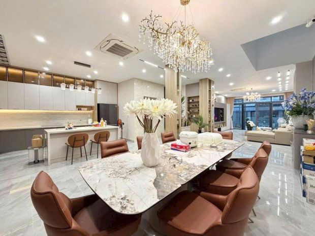 Mặt tiền ngay cao lỗ 7x18 chỉ 10 tỷ 7, giảm mạnh giá tốt - 7470378