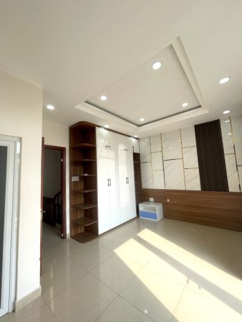 Bán nhà mặt phố, đường số 8, hiệp bình phước, thủ đức, tp 7470975