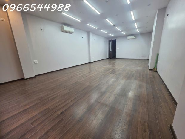 Tòa nhà văn phòng 7 tầng thang máy  nguyễn sơn  cực hợp 7471311