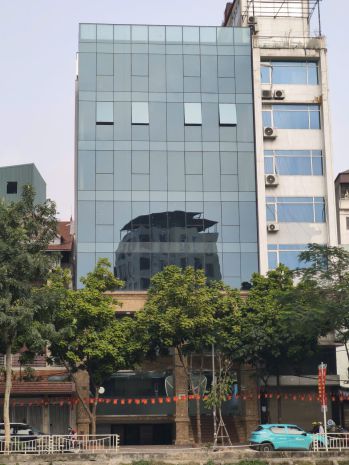 Mặt phố khương đình mặt tiền 12m via hè 8m giá 450 triêum2. 7471685
