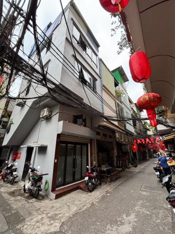 Hiếm hai bà trưng, lô góc, ô tô tránh, mới koong 30m 5t chỉ 7472113