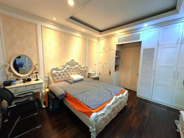 Nhà 60m2 đẹp ngõ thái hà đống đa hà nội bán gấp 15 tỷ thiết 7472354