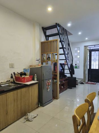 Kiệt lê duẩn, 40.5m2, ngang 4m, nở hậu, 2 tầng sạch sẽ, 7473845