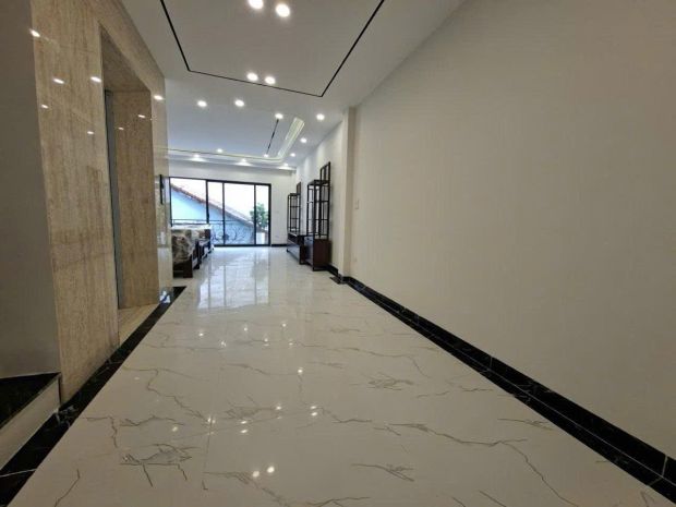 Bán nhà ngọc lâm 80m 6 tầng mt4.8m thang máy gara ô tô kinh 7475033