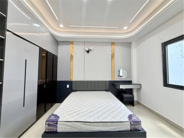 Nhà đường hồ xuân hương quận bình thạnh phường 14 cũ. 7477055