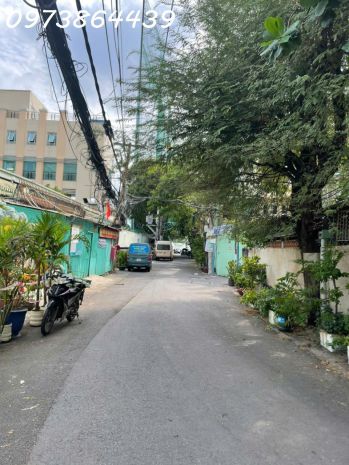 Quận 1 chỉ 2 phút  nhà 2 mặt tiền hẻm xe tải  ngay 7477500
