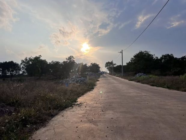 Đất ngang 12m  thổ cư nhiều  có sẵn hạ tầng 7478210