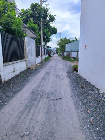 Cân ban 134m2 đât thô cư hem xe hơi gân đh pham 7479362
