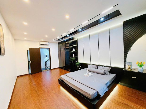 Rẻ nhất thái thịnh  ngõ rộng 2m  nhà mới tinh ở luôn 7479446