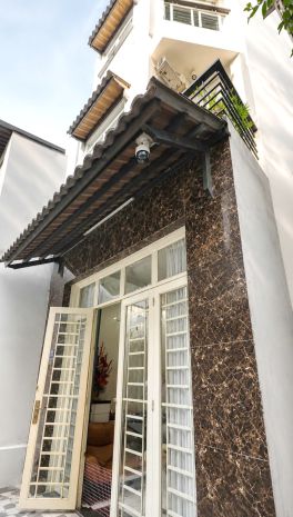 Nhà shhc 2lầust hẻm 125 nguyễn thị tần p1q8 nay p.chánh 7479718