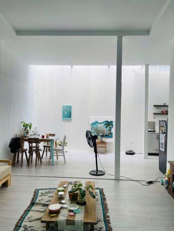 Hiếm bán nhà 4 tầng căn góc 2 mặt tiền hxh 6m đ.lê thị 7479901