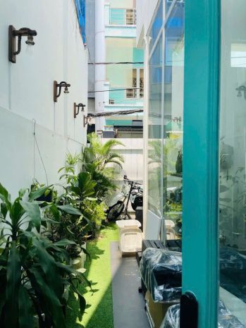 Hiếm bán nhà 4 tầng căn góc 2 mặt tiền hxh 6m đ.lê thị 7479902