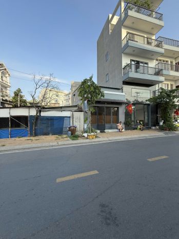 Lô đất cực hiếm đường mhựa 15m có lề khu tên lửa ngay ubnd 7480564