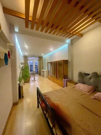 Bán nhà 5 tầng mặt tiền hxh đ.tôn thất tùng, bến thành, 7481041