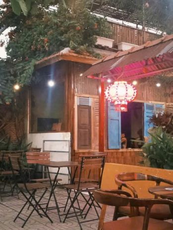 Cho thuê mặt bằng quán cafe - vị trí đắc địa địa chỉ: mặt 7481075