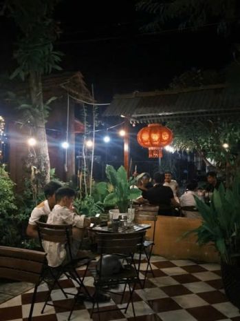 Cho thuê mặt bằng quán cafe - vị trí đắc địa địa chỉ: mặt 7481077