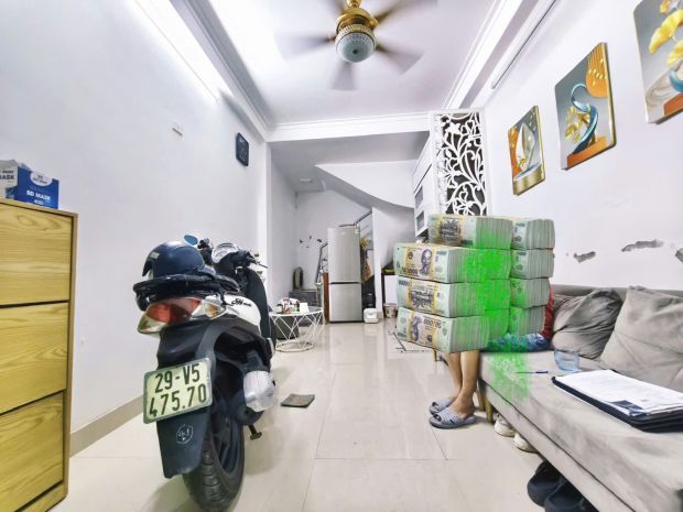 Nhà đẹp ở ngay  khương trung  24m2  4 tầng  3.x tỷ 7483725