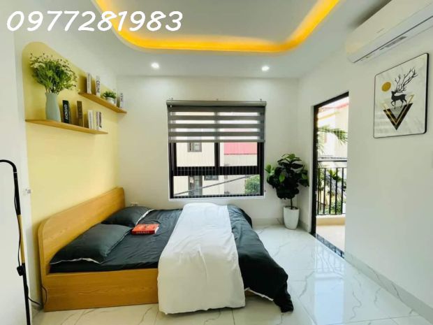 Nhà 6 tầng trục chính yên vĩnh  kim chung 7484006