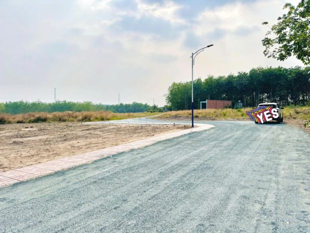 Bán đất ngay khu công nghiệp - dt 500m2 sẵn thổ cư  - giá 7484106