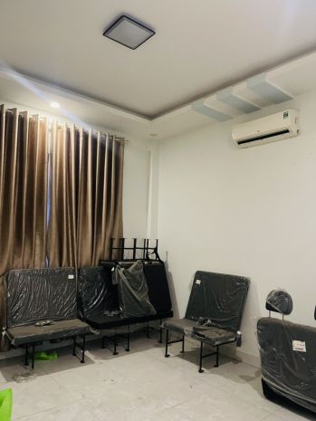 Bán nhà 3 tầng dĩ an,shr hoàn công,đường nhựa 14m,gần kcn 7484828