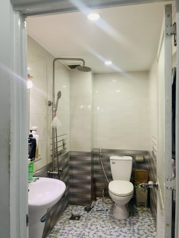 Bán nhà 3 tầng dĩ an,shr hoàn công,đường nhựa 14m,gần kcn 7484832