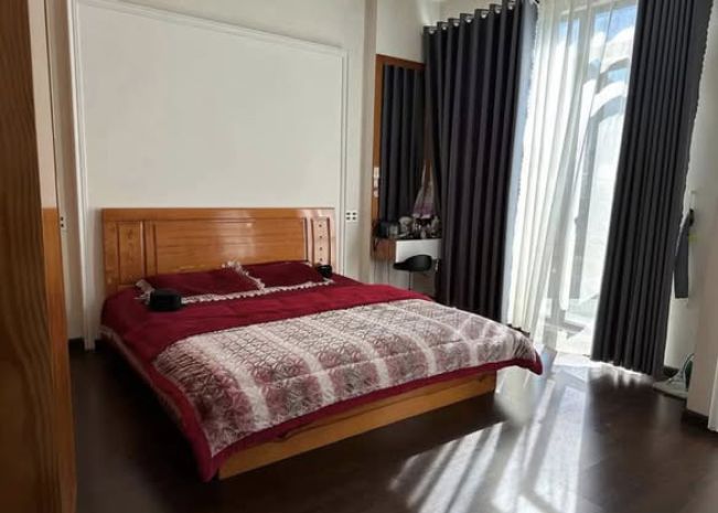 Bán nhà mặt tiền cổ loa - trung tâm đà lạt 7485183