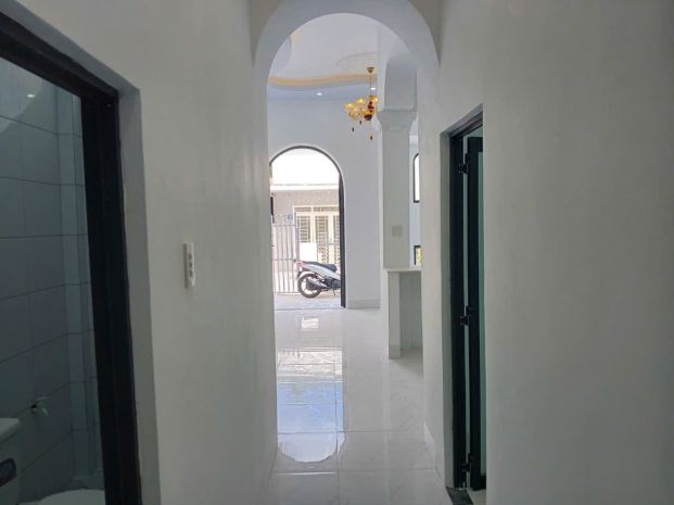 Nhà đẹp - giá tốt - cần bán căn nhà hẻm 111 đường kiên thị 7485439