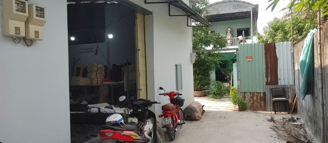 Cho thuê nhà c4 giá siêu mềm  ngay trung tâm bình mỹ 7486247