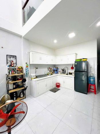 Bán nhà 1trệt 1lững đường 102 lã xuân oai,tăng nhơn phú a q9 7487774