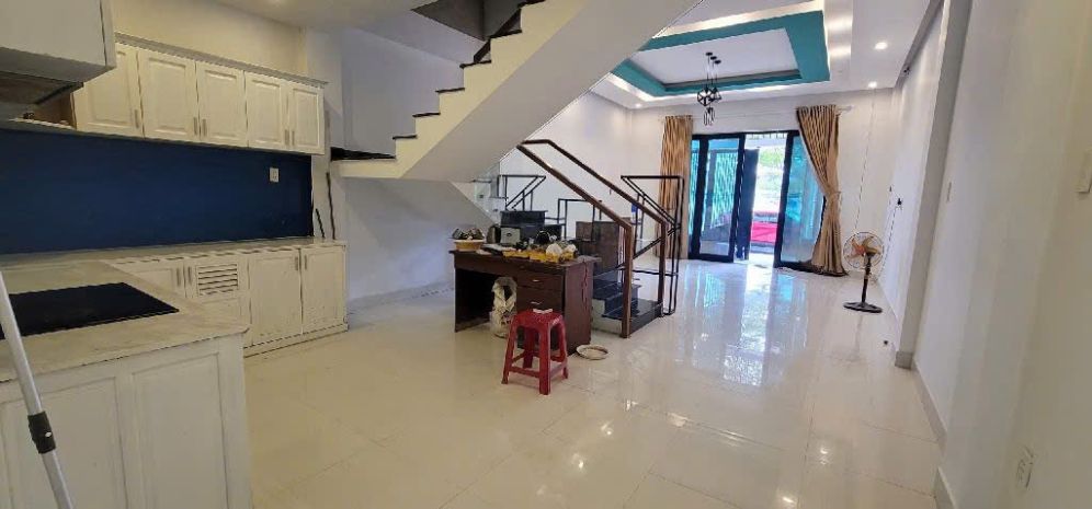 Bán nhà 3 tầng 1 tum - đường vũng trung 18 - kđt phú mỹ an 7488664