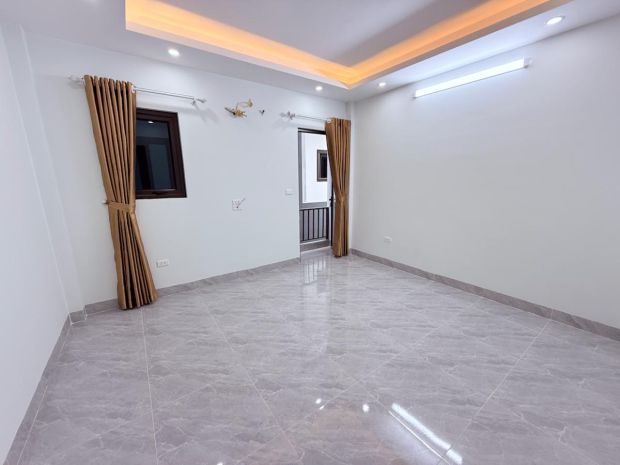 Nhỉnh 7 tỷ có nhà 37m2x5t thang máy, 30m ô tô tránh, tây 7488824
