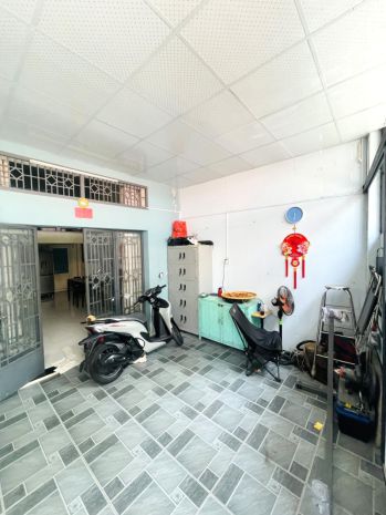 Nhà linh đông thủ đức 71m²  xe tải tới cửa  gần phạm văn 7489248