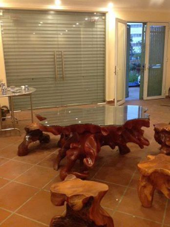 Chính chủ cho thuê nhà mặt hồ bảy gian  phố đội cấn 7489337
