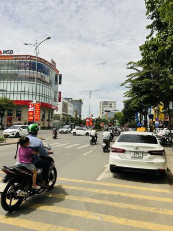 Mặt tiền đường 29 sát cầu rồng, công viên apec, 105m2, 7489615