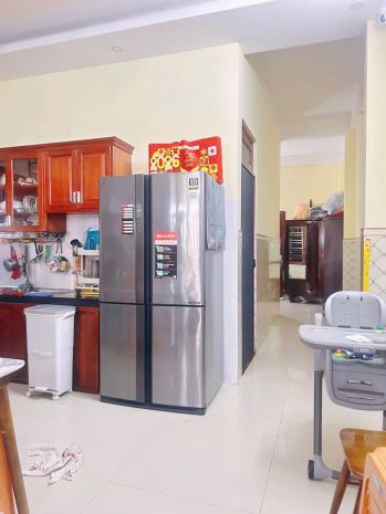 Bán nhà quách thị trang 100m2 3 tầng 3 phòng ngủ giá 8.3 tỷ 7490693
