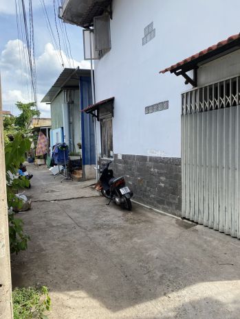 Cho thuê nhà bình quới thanh đa rộng có sân 60m2 lâu dài. 7491934