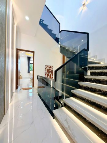 Bán nhà mặt tiền 4 tầng tạ quang bửu ngang 5m gần chợ - 7495182