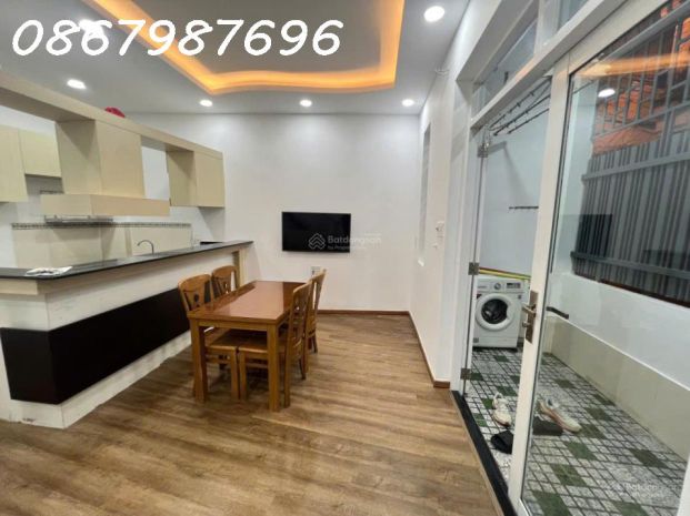 Nhà 1 trệt 1 lầu hẻm 3m cách chợ phương sài 50m . 7496378