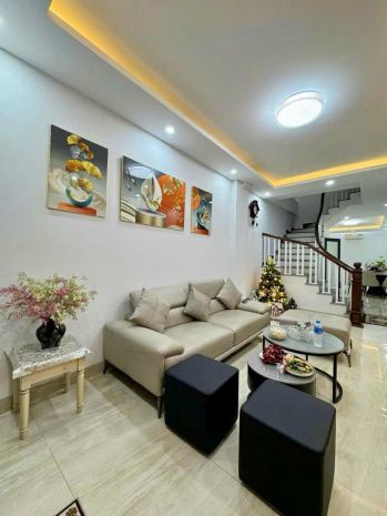 Hiếm bán nhà nguyên căn lâm du long biên 7496455