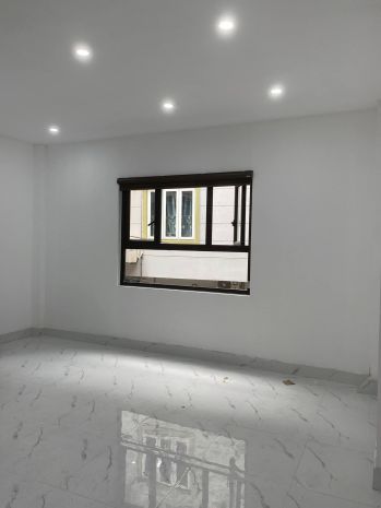 Chính chủ cho thuê mặt bằng tầng 1 và phòng trọ tại số 220 7496733