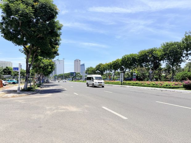 Bán nhà mỹ khê 7 gần võ văn kiệt 121m2 ngang 6,5m, giá 13,9 7499399