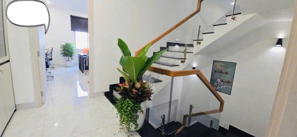 Cần sang nhượng gấp mặt bằng công ty full nội thất tại quận 7501032